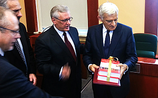 Jerzy Buzek honorowym obywatelem Warmii i Mazur